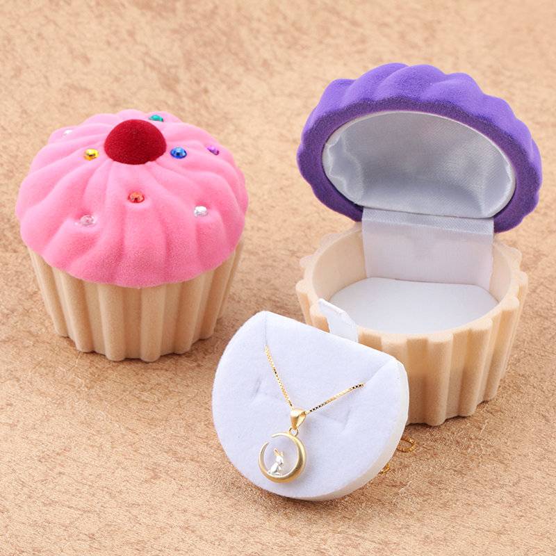 1 Piece Lovely cake Gift Box Holder Jewelry box case Velvet Wedding Ring Box for Earrings Necklace Display & Packaging 2 colors Jewelry Boxes Packaging 
