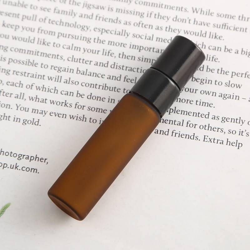 50pcs/lot 5ml Refillable Mini Perfume Spray Bottle Aluminum Spray Atomizer Portable Travel Cosmetic Container Perfume Bottle